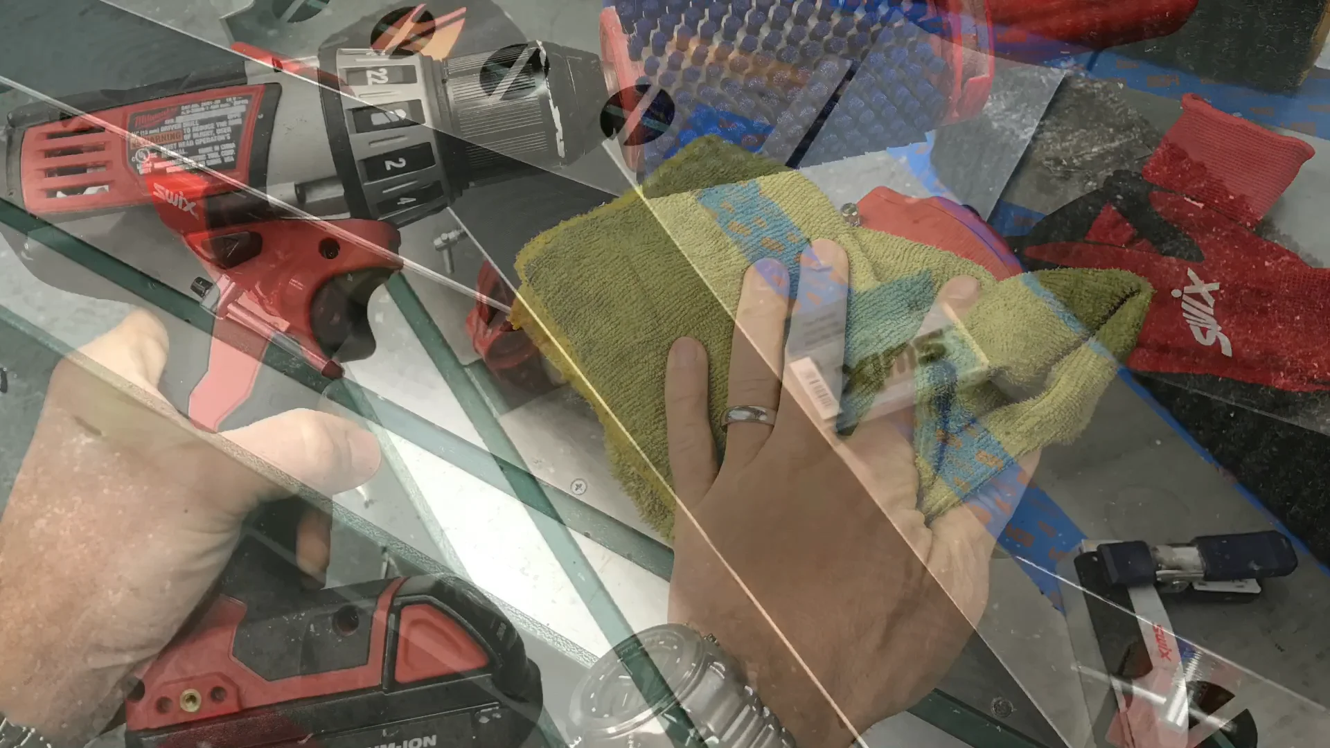 Edgewise Sharpen and Wax on Vimeo