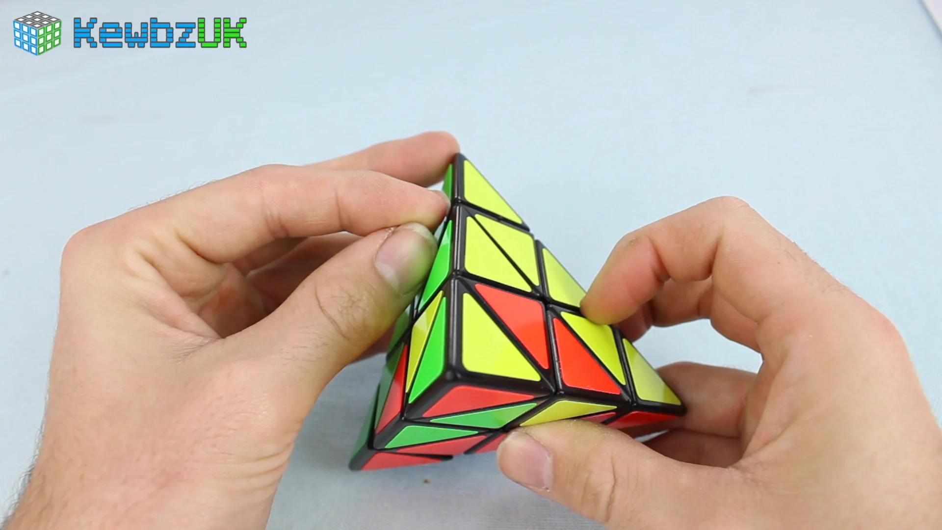 Pyraminx how store to solve