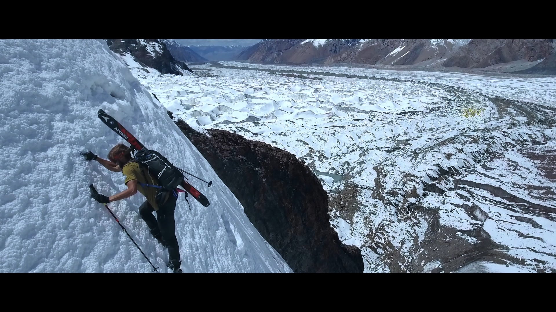 SNOW LEOPARD  /   SNIEZNA PANTERA   OPENING