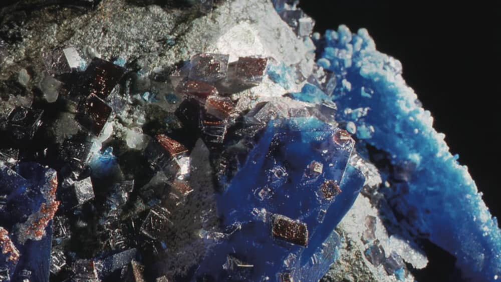 鉱石 アーティスト小林健二の道具や技法