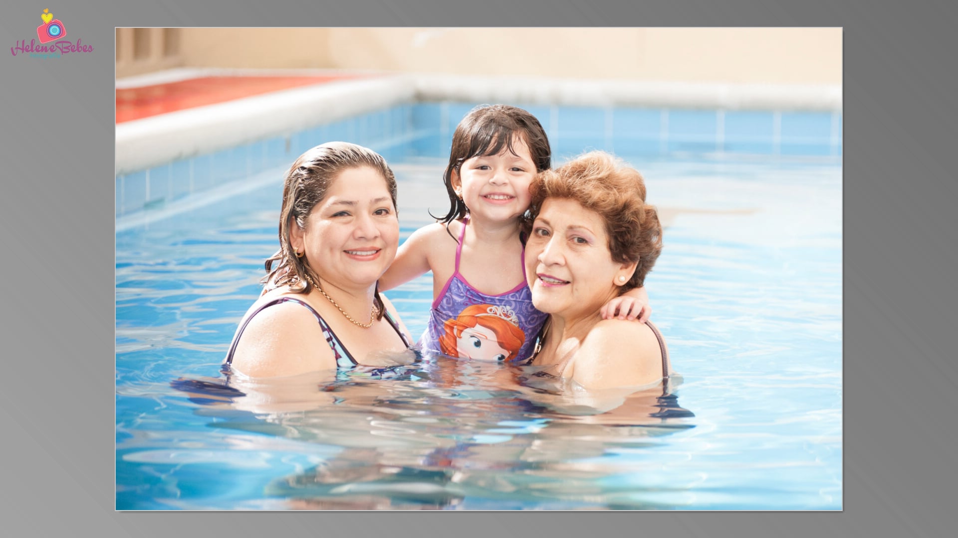 Amara en la piscina on Vimeo