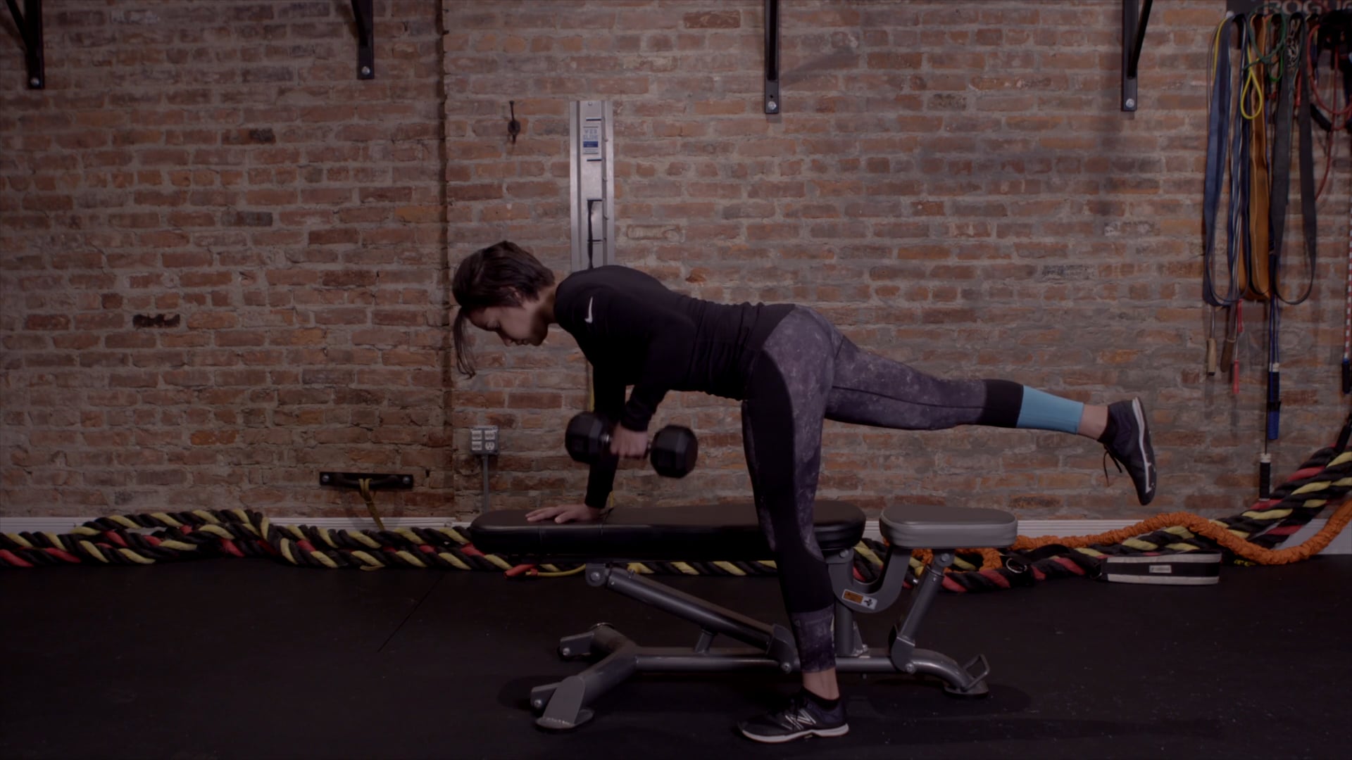 Dumbbell Row: 1-Arm Bent Over