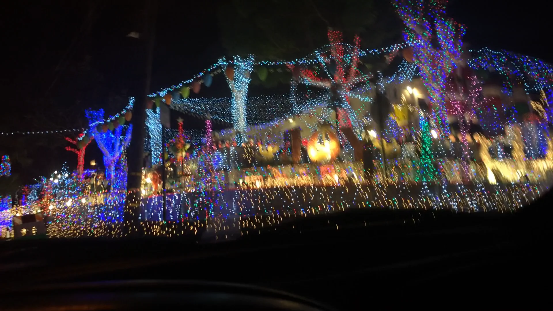 crazy vallejo christmas house on Vimeo