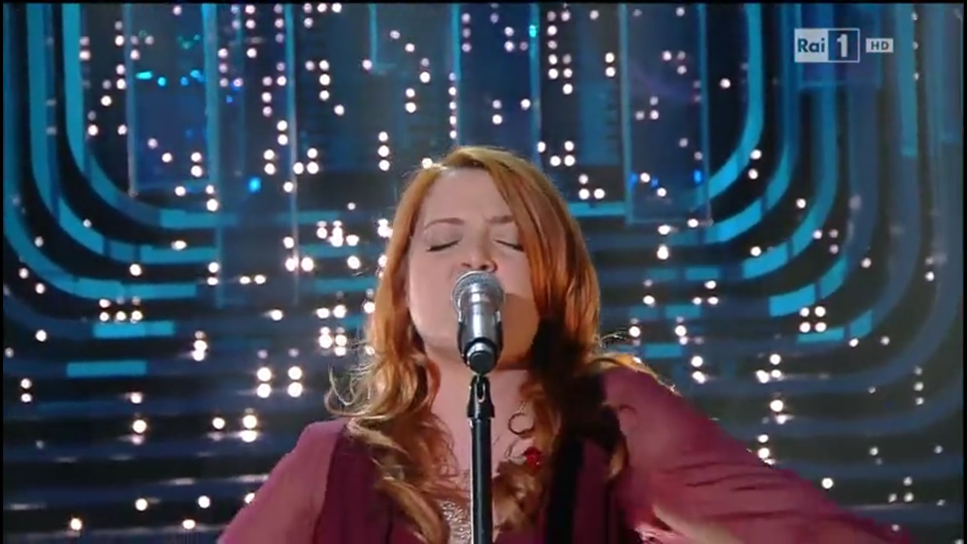 la borsa di una donna Noemi sanremo 2016.  Autori Adami ,Masini, Iammarino