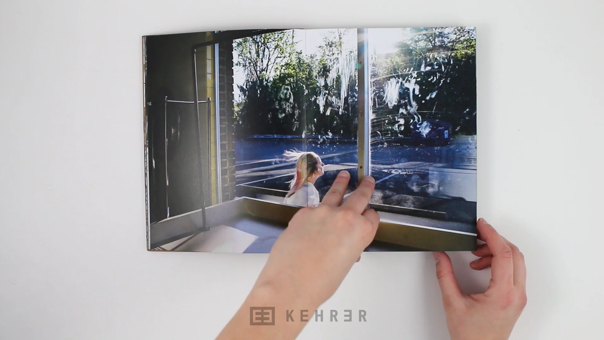 Peter van Agtmael - Buzzing at the Sill | Videos & Movies on Vimeo