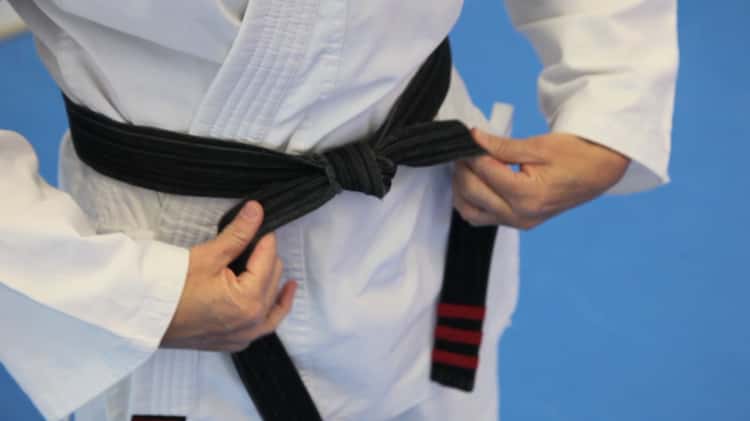 how to tie a karate belt youtube