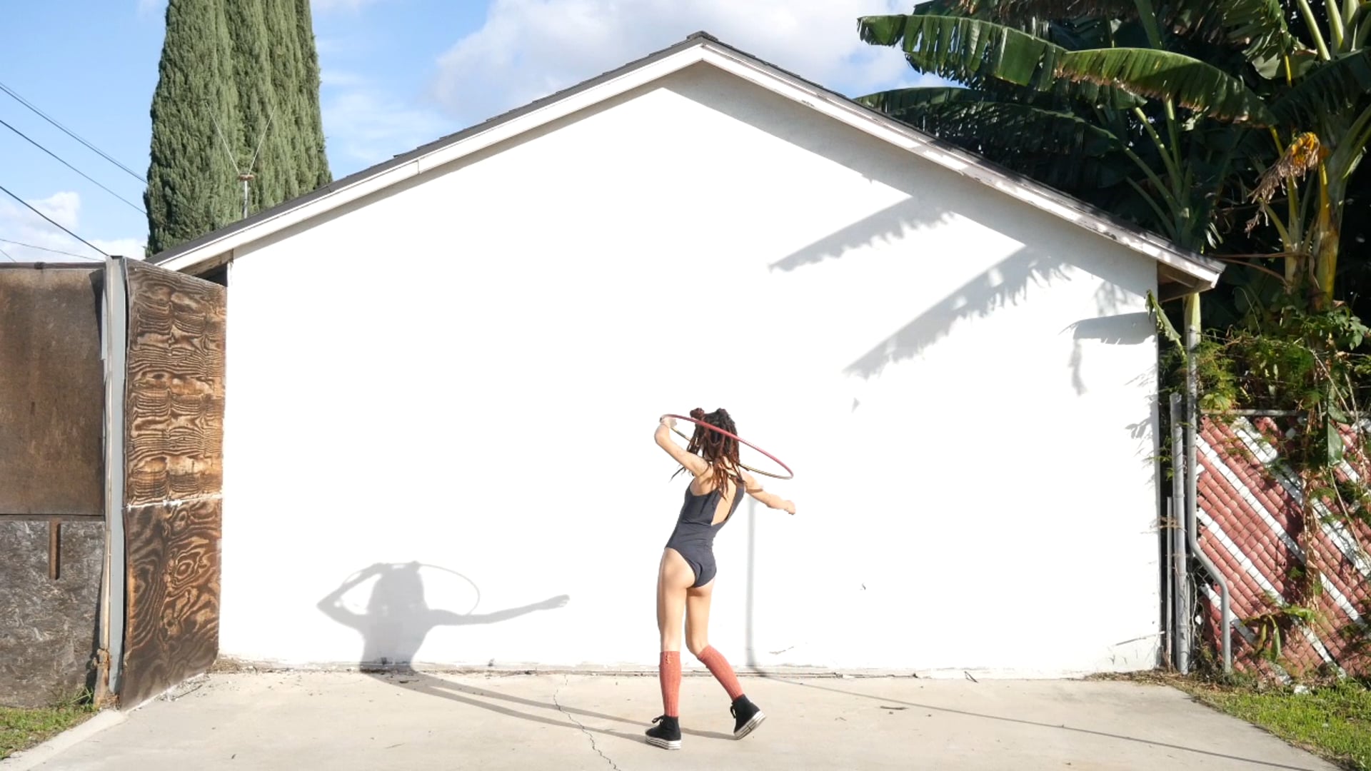 Neisi Hula Hoop Choreography