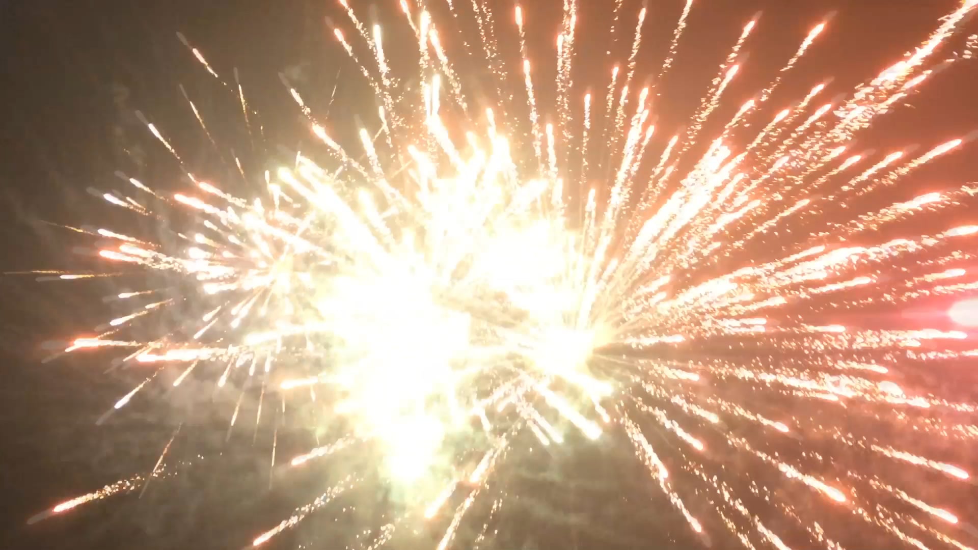 салют 9 мая 2021 самара. салют ярославль стрелка. бюджетный салют видео. самара салют 9 мая комсомольская правда 2021. салют fp-b317 прикосновение рая.