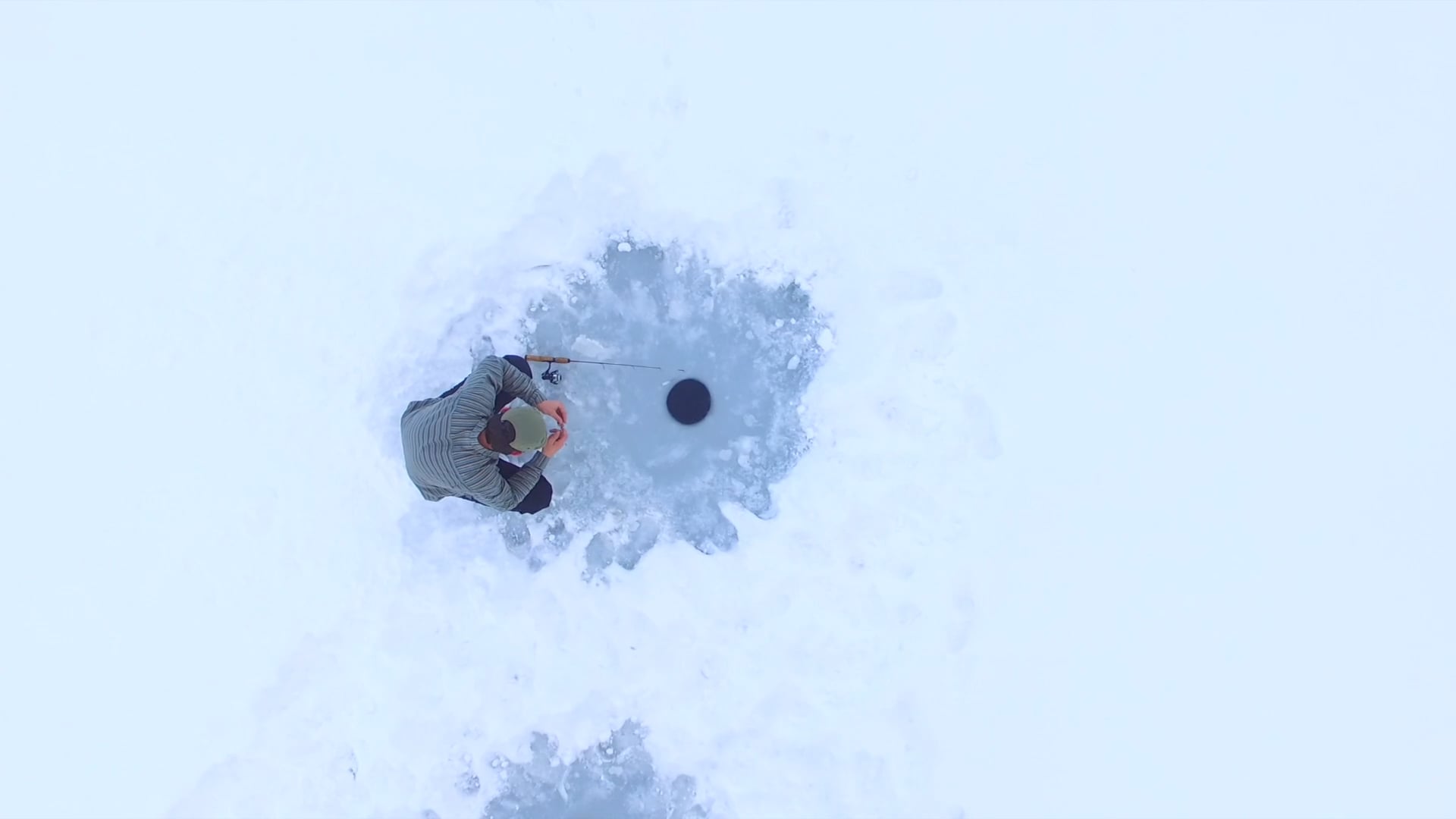 Icefishing Holmes