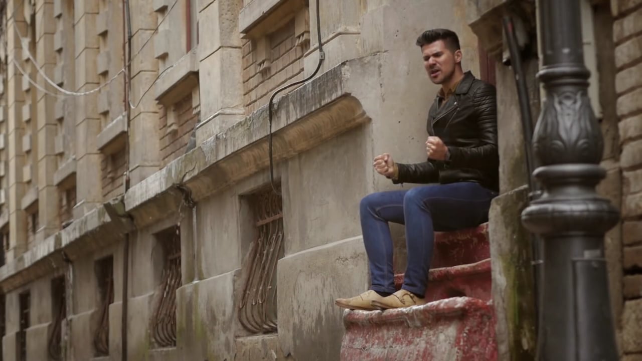 Lucian Colareza - Navego El Tiempo   Official Video