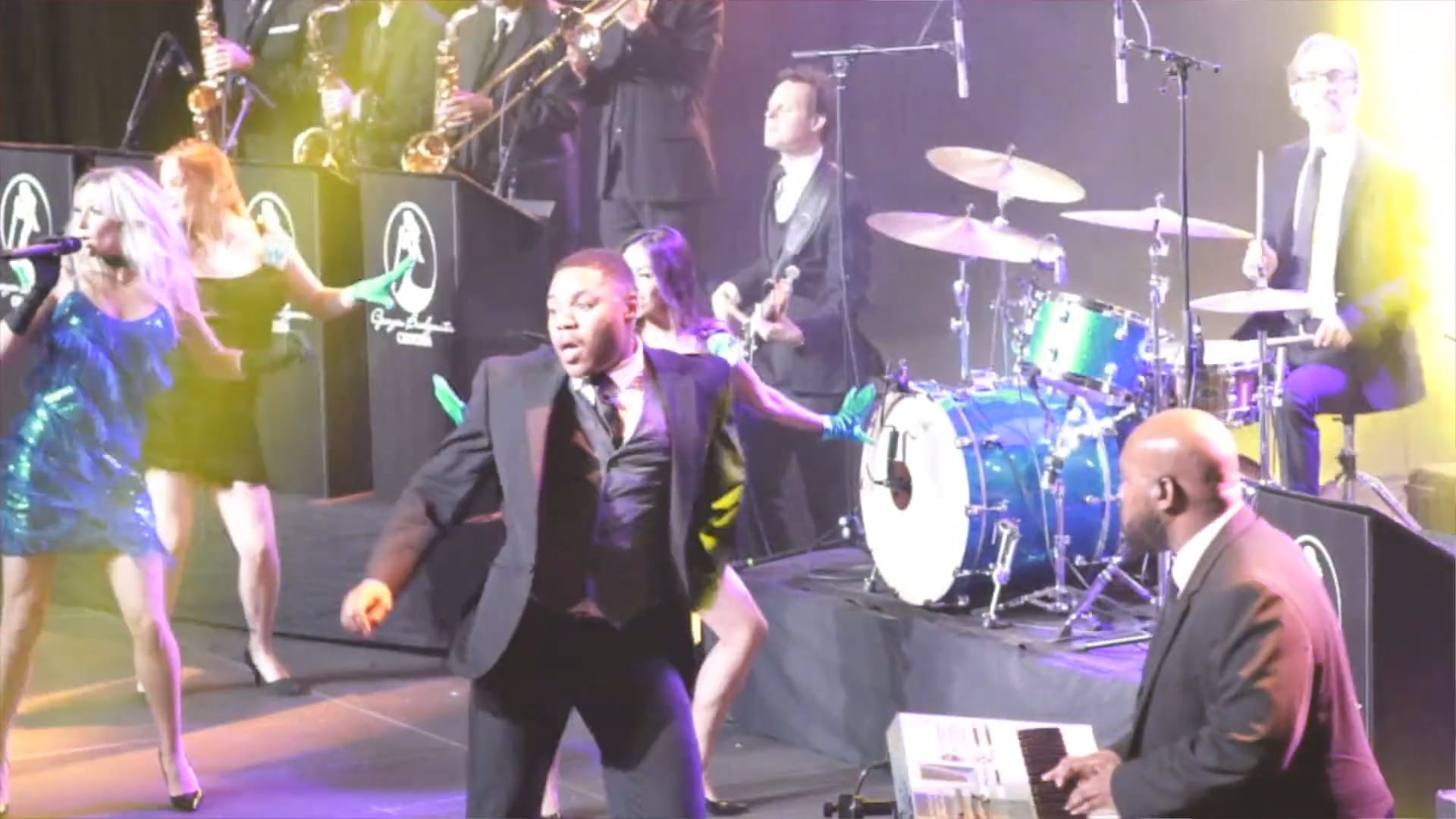 CRAZY IN LOVE MEDLEY
