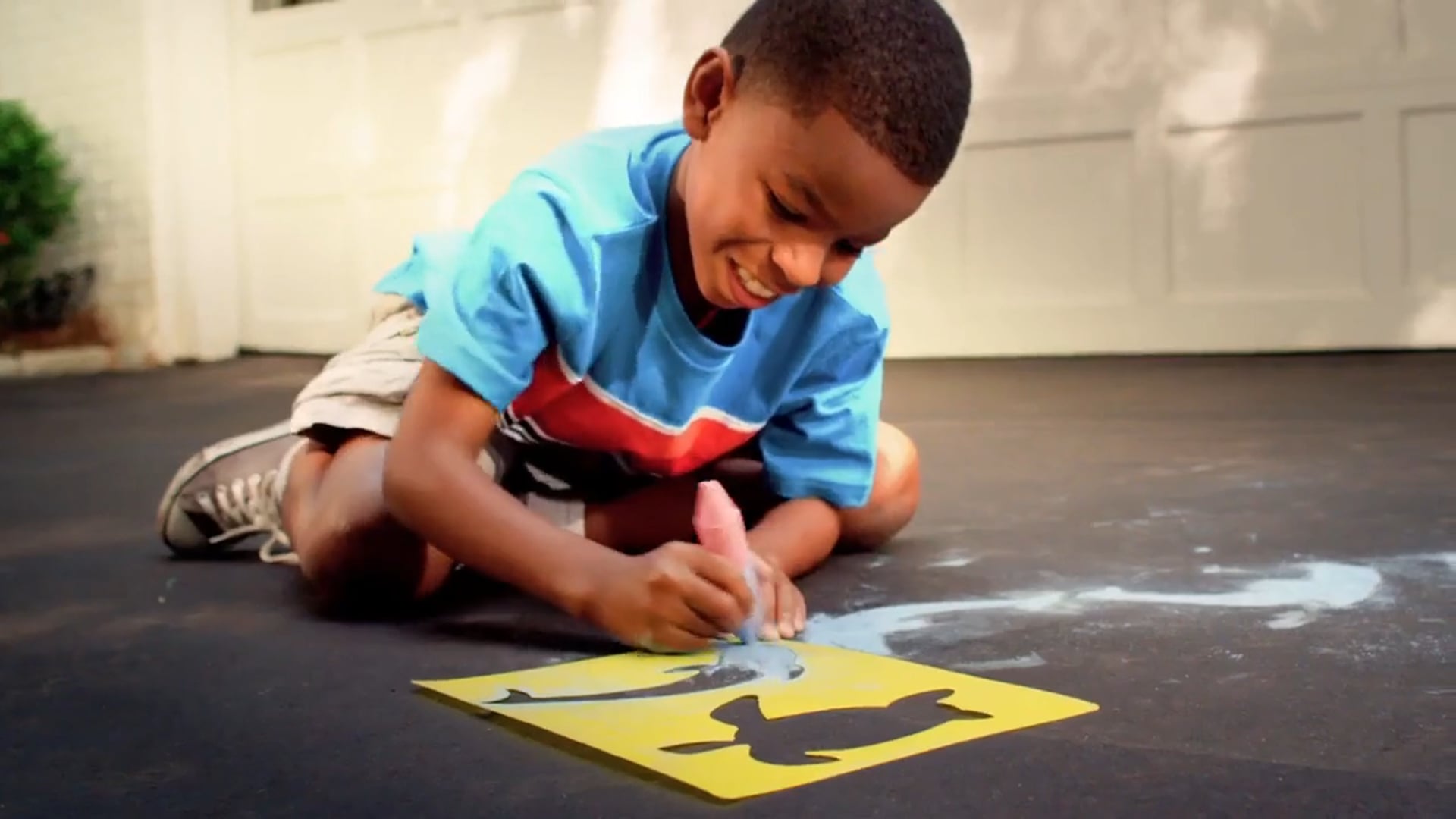 Crayola :30 spot (2012) Lensed by Jose A. Acosta for Artifact and Cartoon Network.