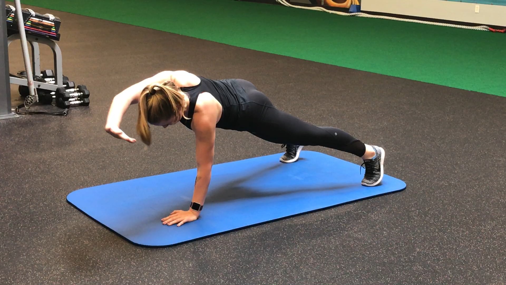 Prone, Hands and Feet, Single-Arm Frontal Arm Swing on Vimeo