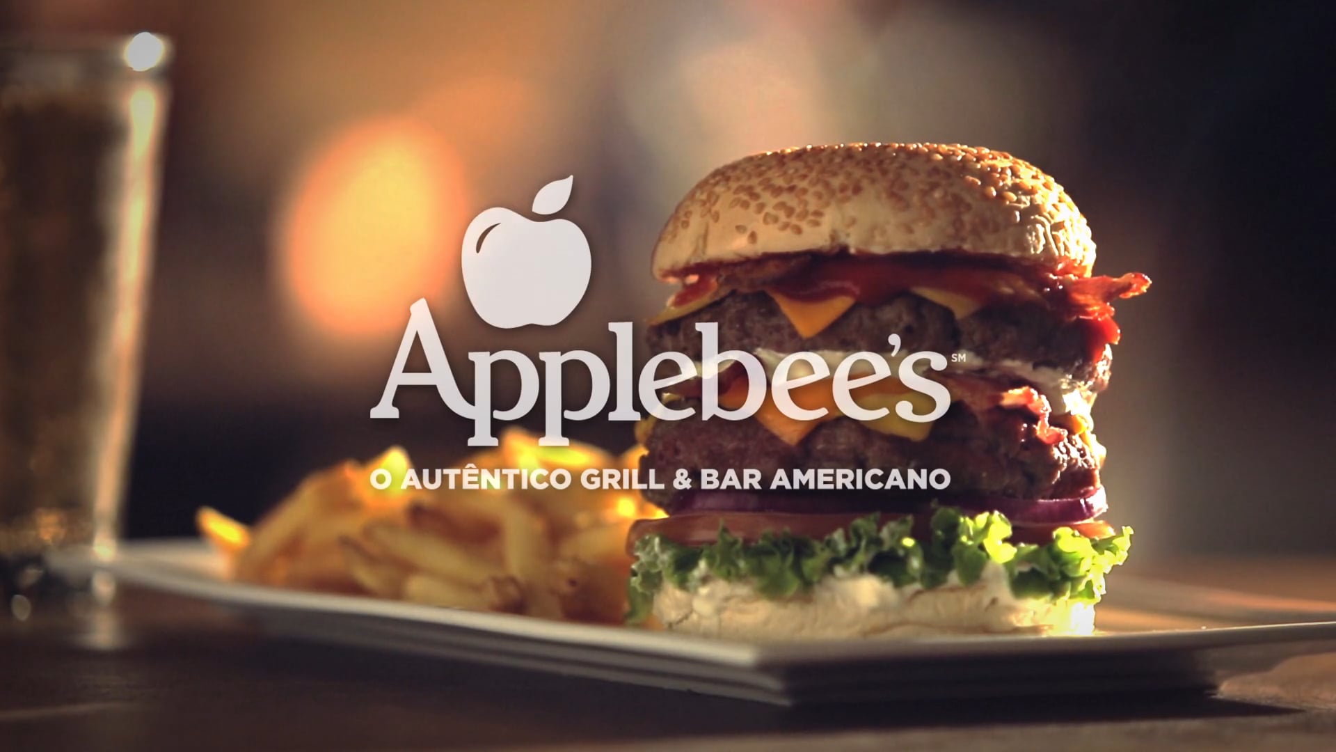 APPLEBEE'S
