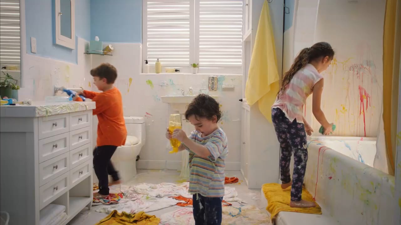 Scrubbing Bubbles Gold EN 15s on Vimeo