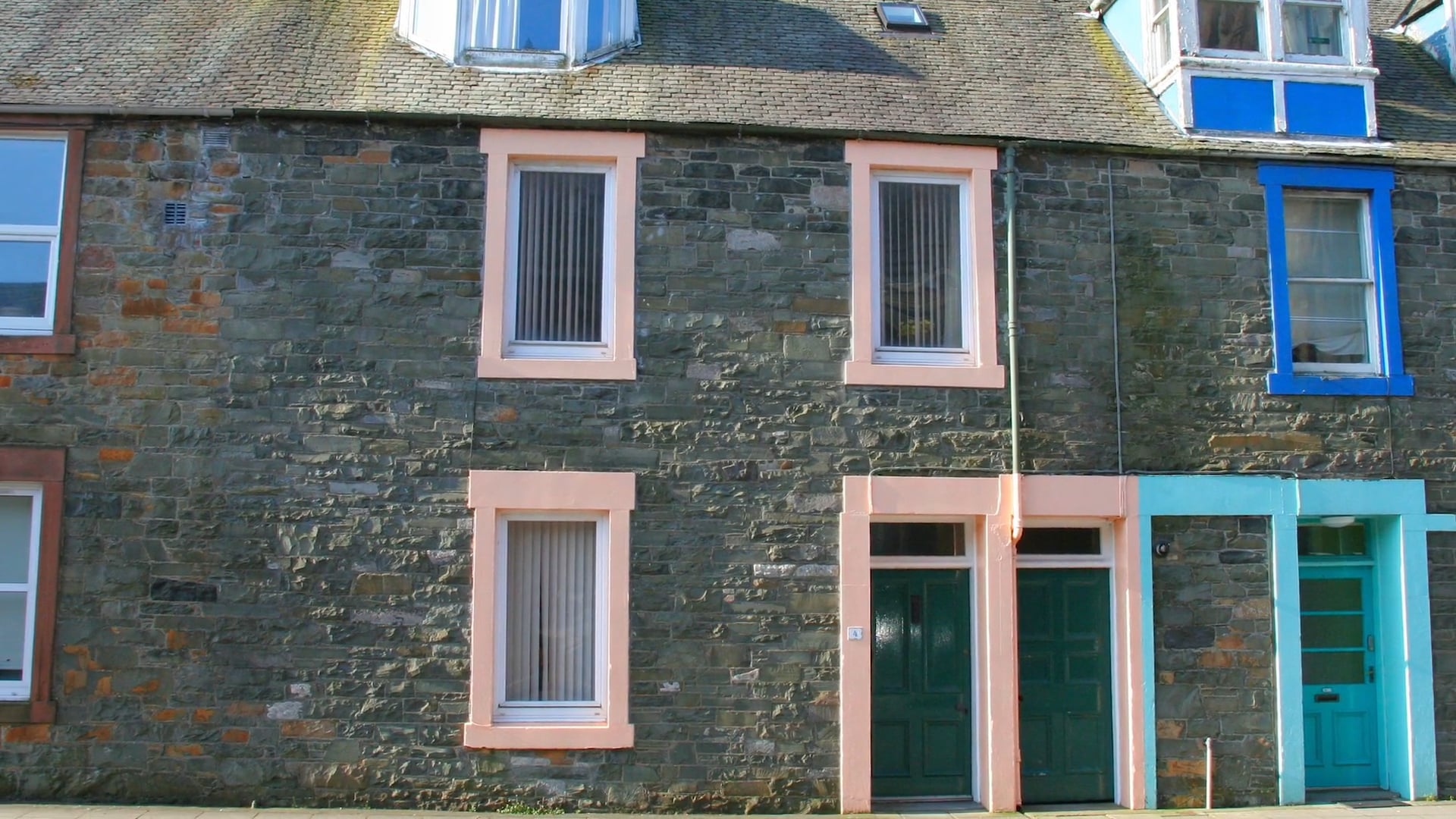 ***SOLD*** 4 Gladstone Place, Kirkcudbright on Vimeo