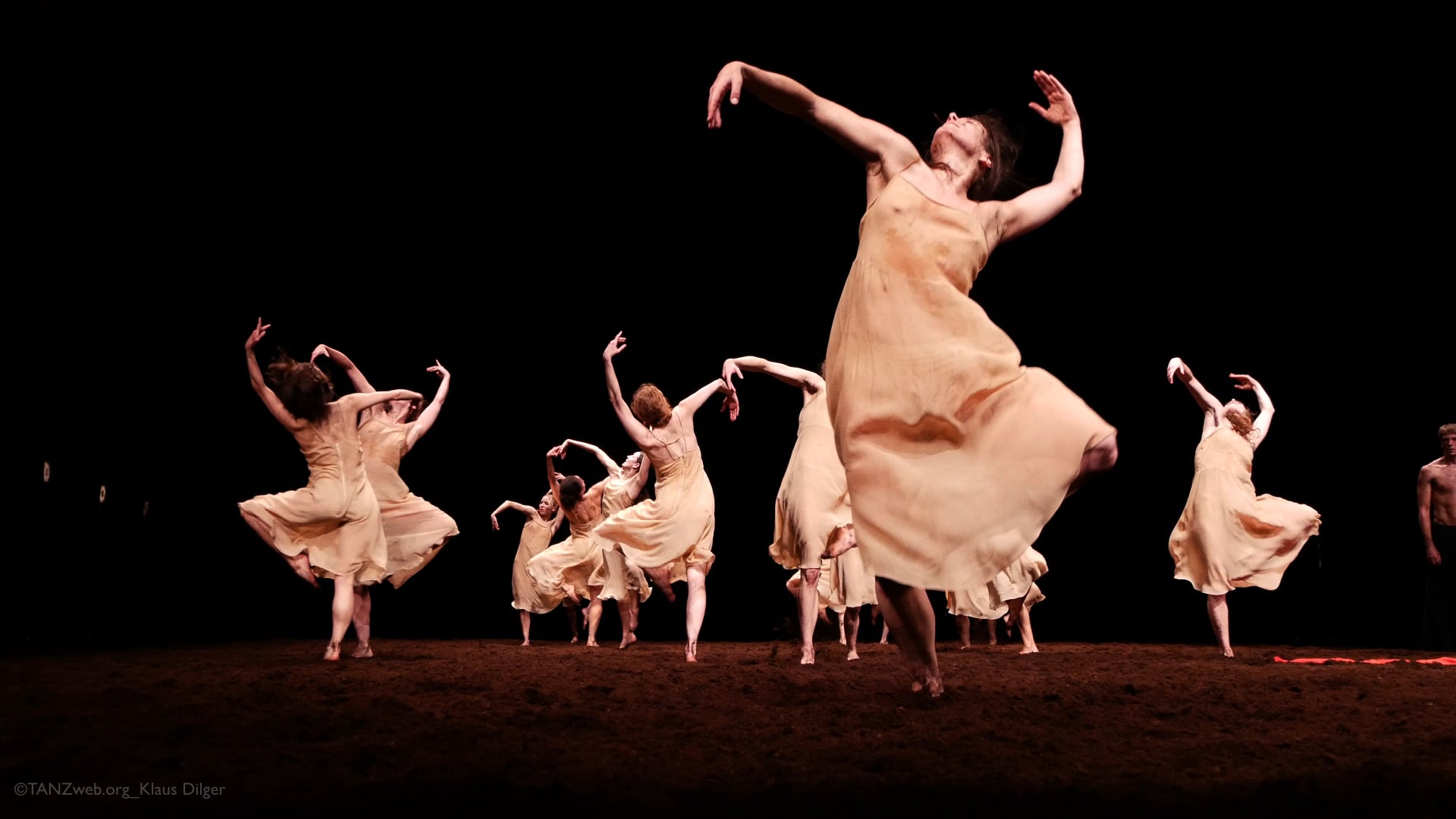Rite of Spring - Pina Bausch trailer