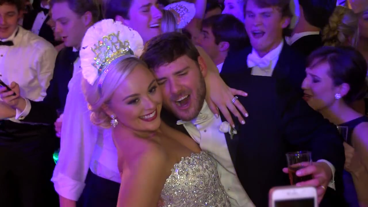 New Year’s Eve Wedding on the Bayou with Fireworks – Instagram Highlght for Ainsley & Vincent