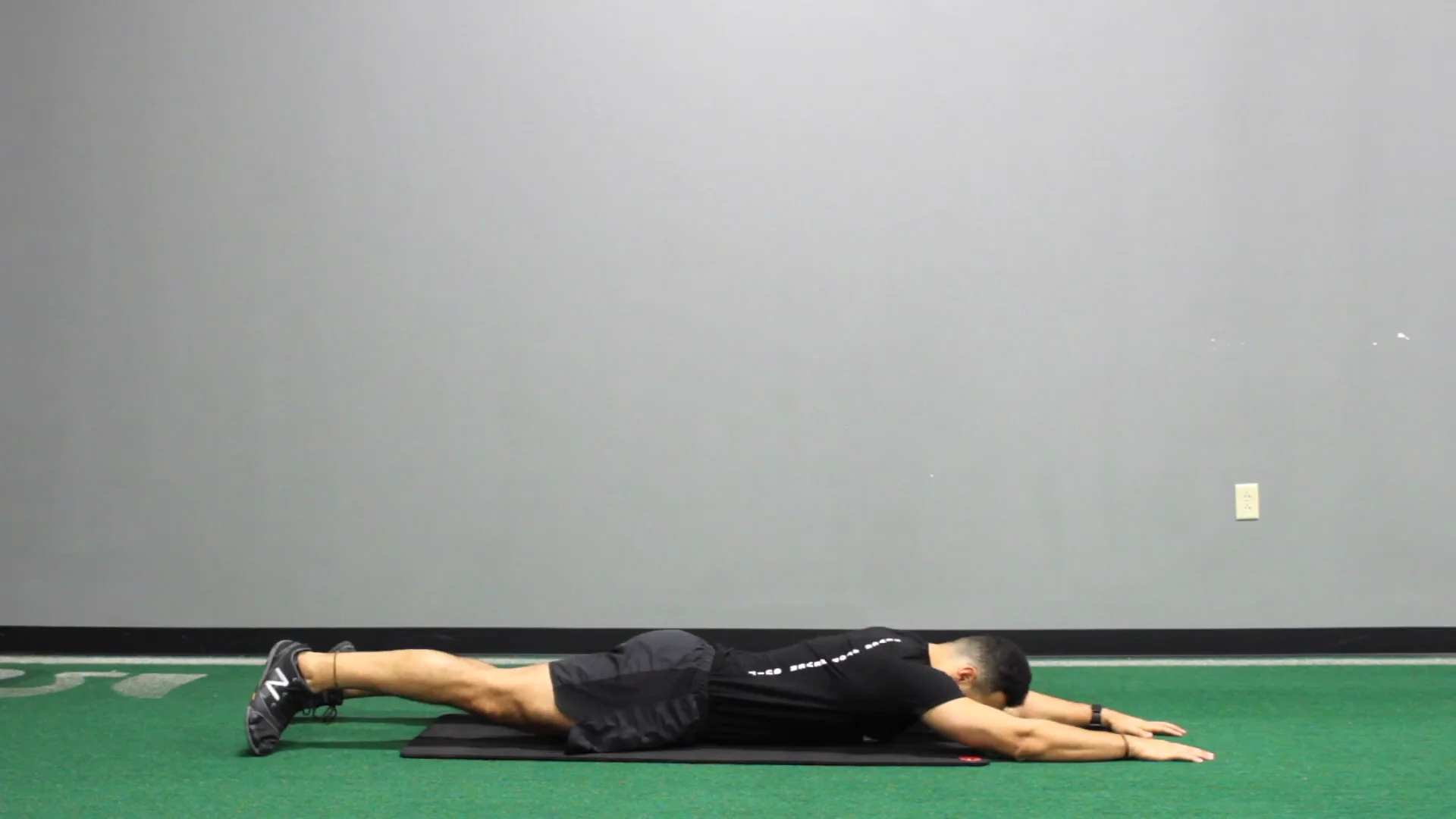 Prone Superman Isometric Hold on Vimeo