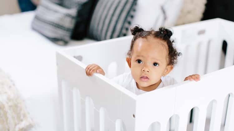 Bloom portable clearance crib