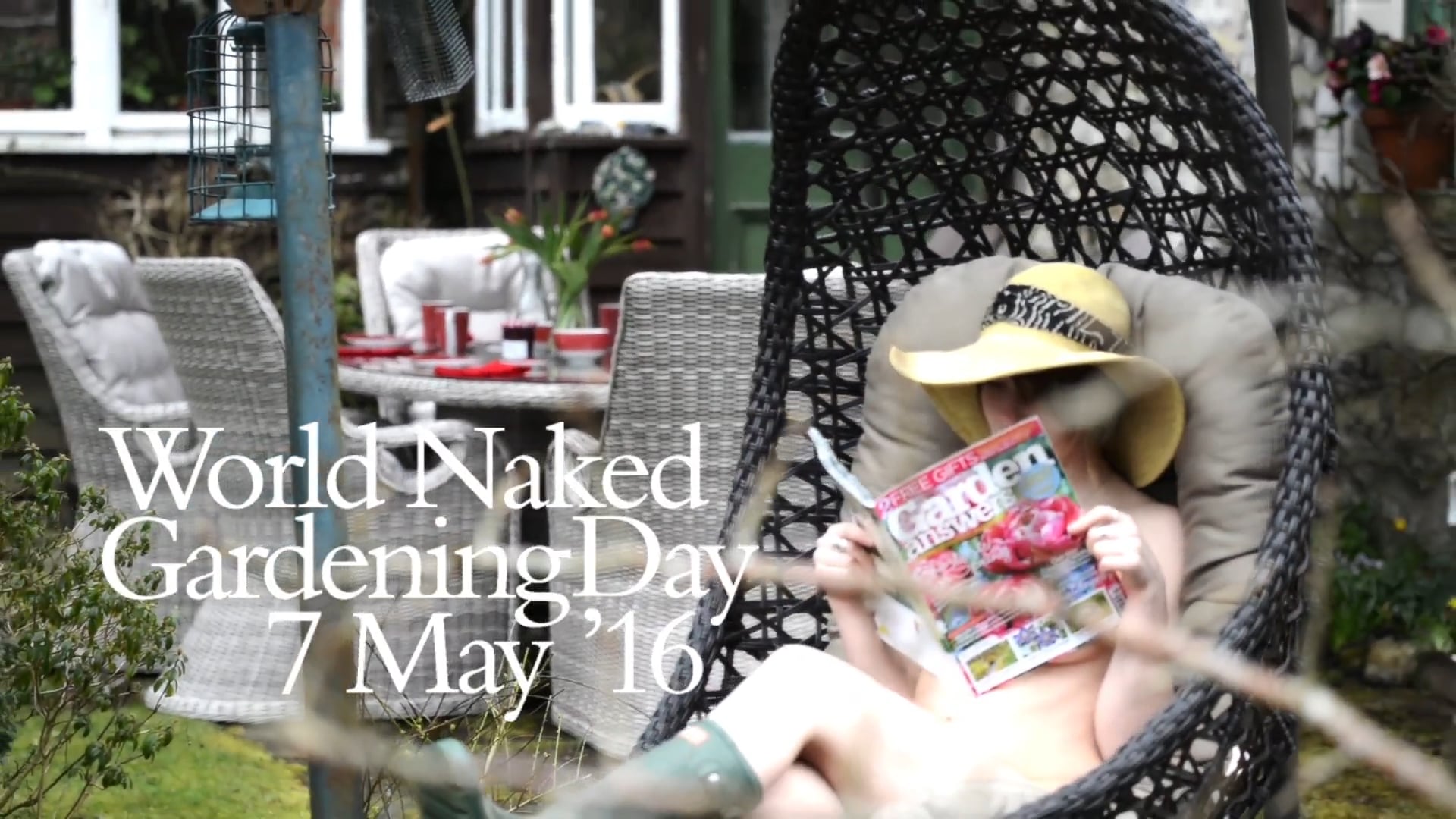 Gillies Garden Furniture: World Naked Gardening Day