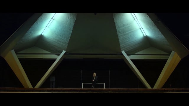 IVF2 [ŚLICZNA DZIEWCZYNA (Beautiful girl) — Krzysztof GRUDZIŃSKI]