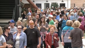 Huge Crowds Visit Waco During Spring Break