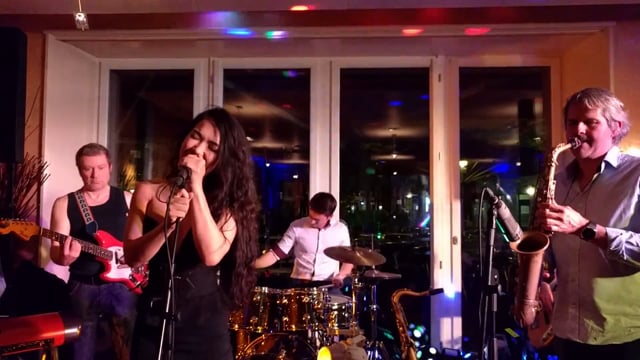 Lizzie video preview