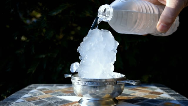 Water Trick (Slush From a Bottle)