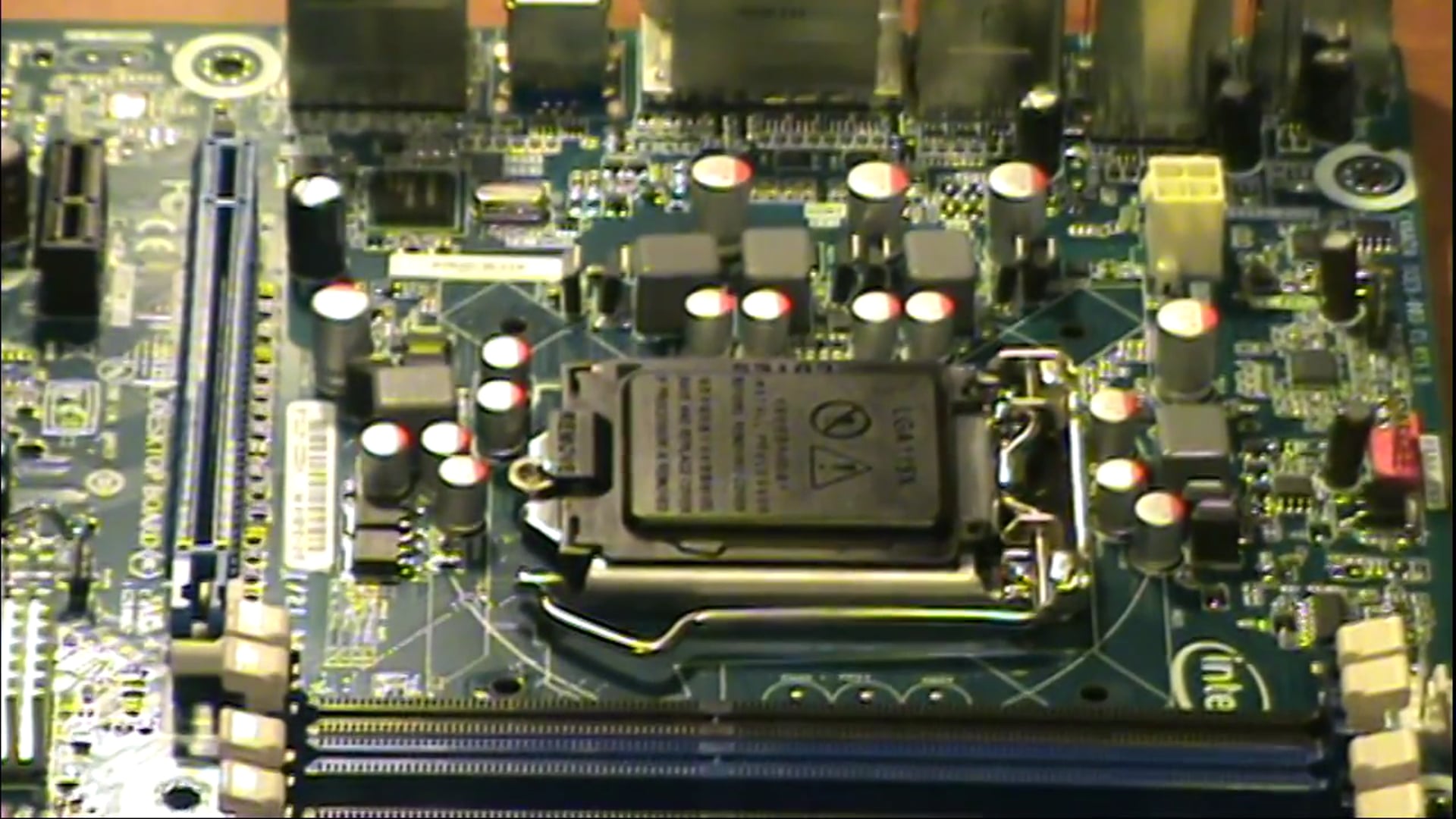 How to Install a Processor - Building a Computer