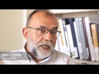 Espacios Nómadas Urbanos. Movilidad y vida cotidiana (MOVICO). Entrevista a Joan J. Pujadas, Ir a pie