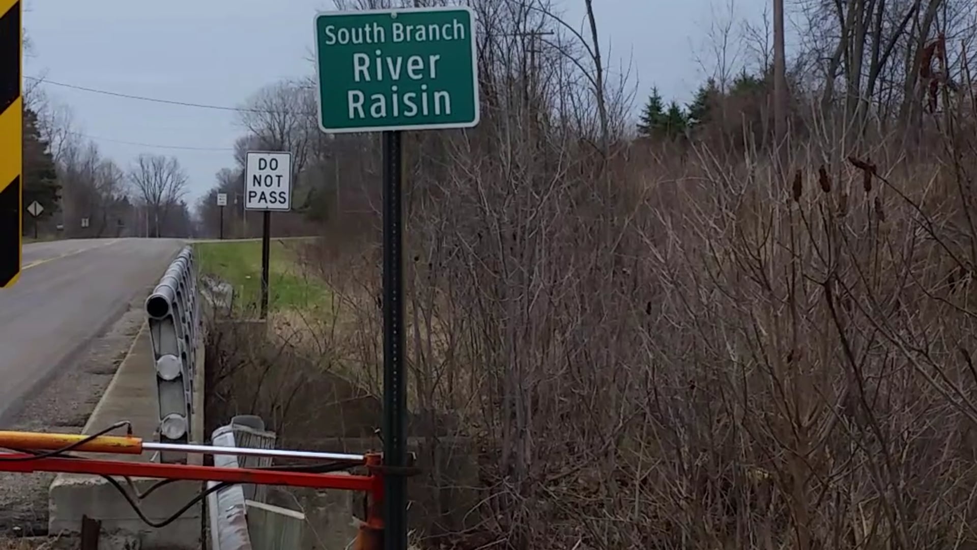 River Raisin Road Crossing Sign Installation by Lenawee County Road Commission