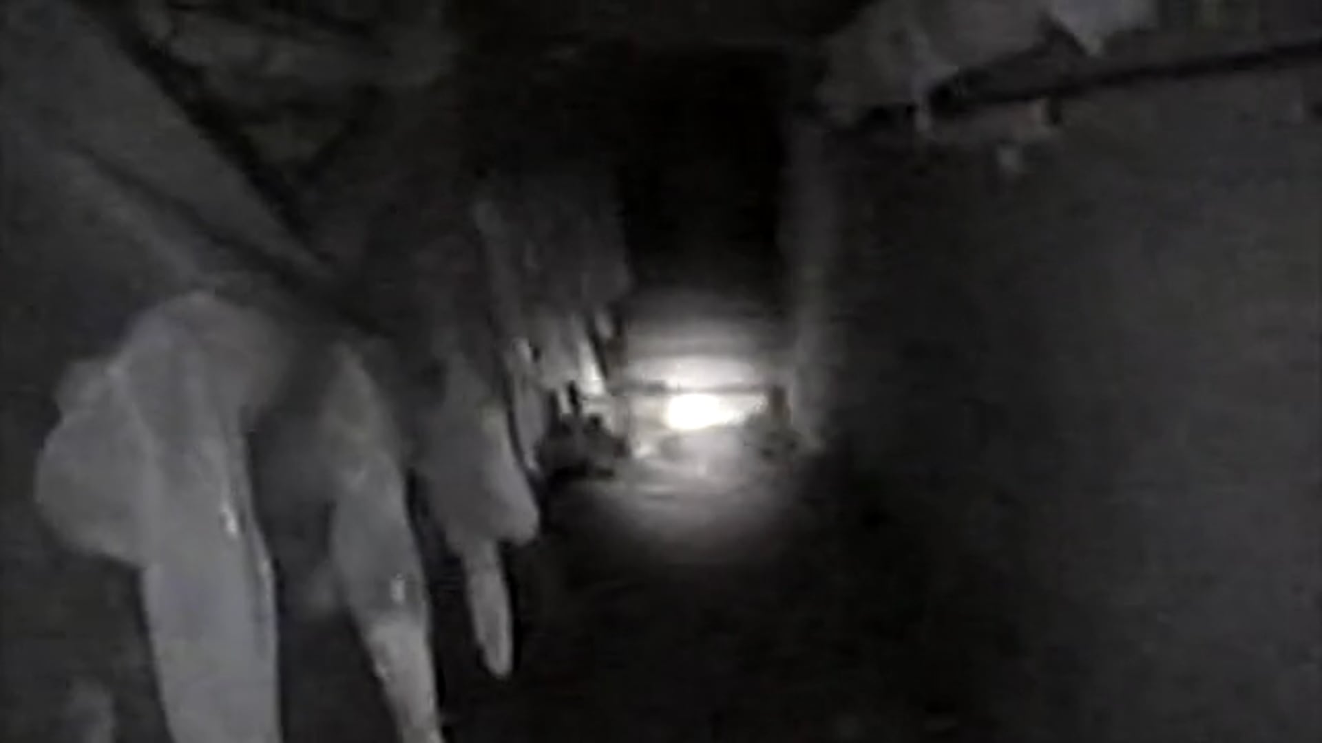 Danvers State Hospital tunnel exploration 2001