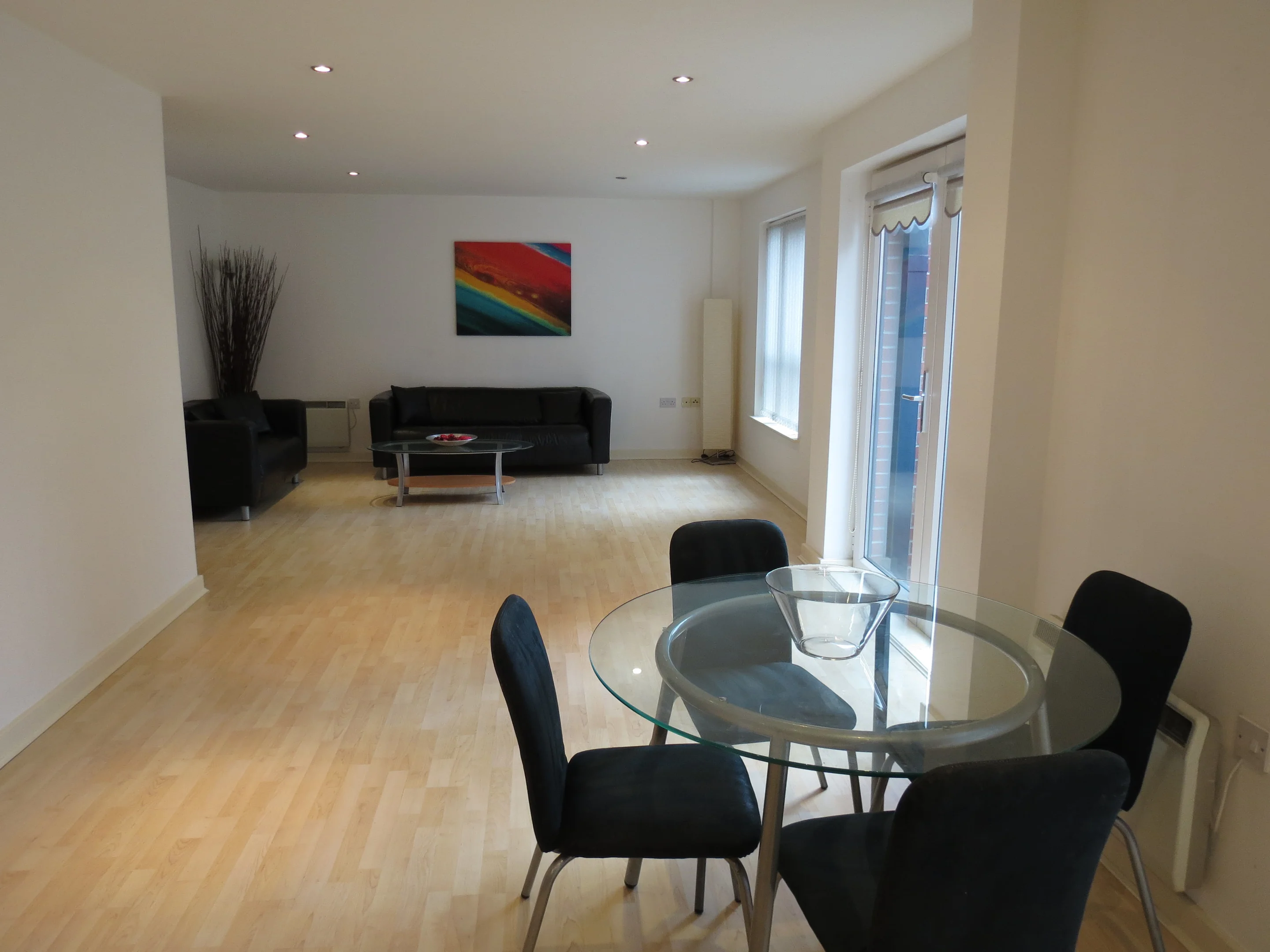 TO RENT: 2 Bed at The Linx, 10 Naples St, Manchester, M4 4AR: £925 pcm ...