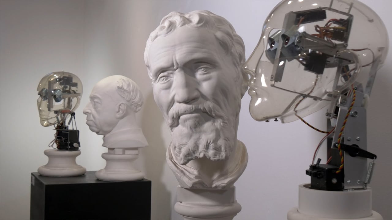 Ale Guzzetti - OBSERVING SCULPTURES -  2016 - From Interactivity to Robotics Art
