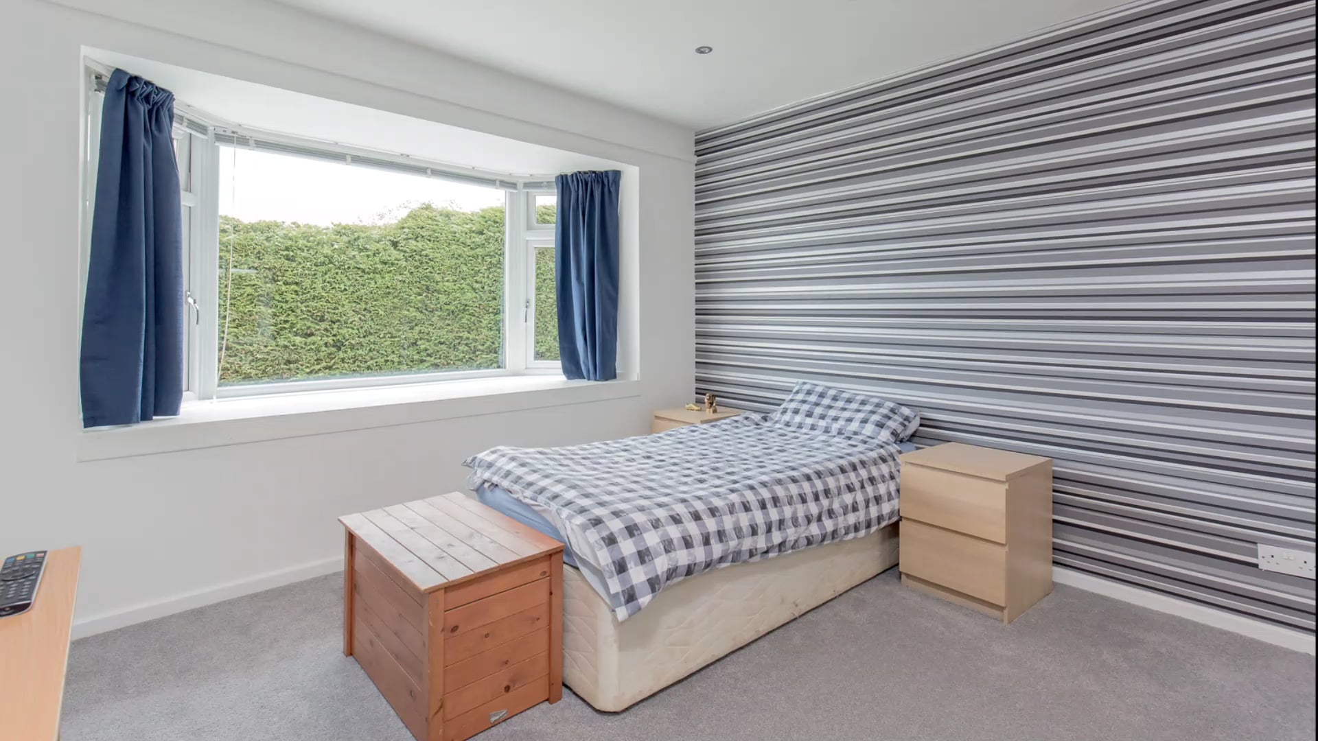 92 Crosswood Crescent on Vimeo