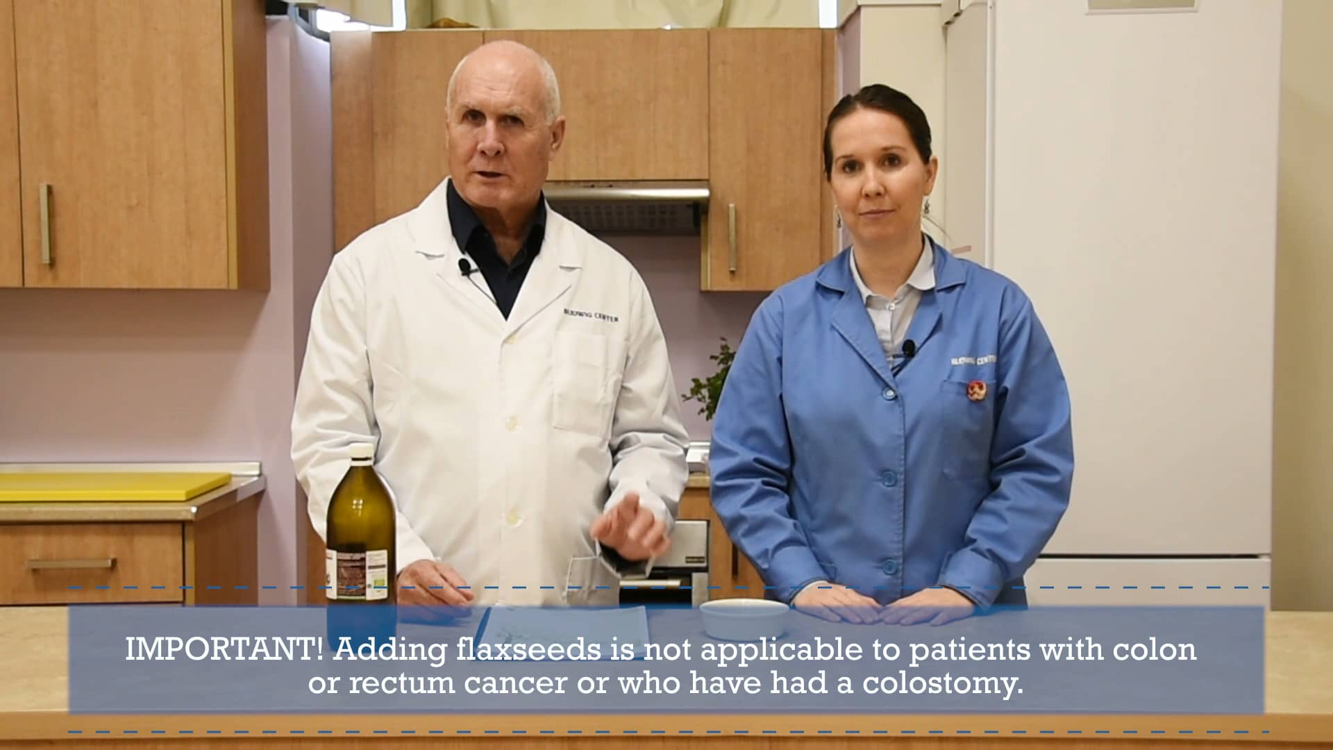 Budwig Center demonstration of flaxseed oil and cottage cheese recipe