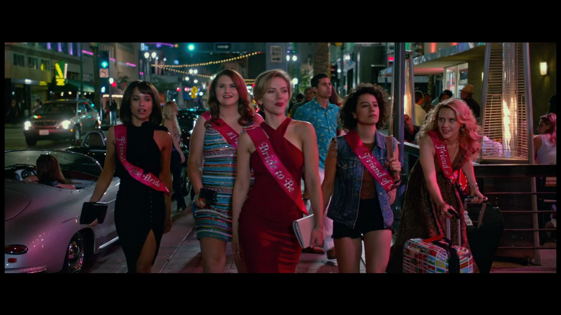 Камерон диаз очень плохая училка. Очень плохие девчонки фильм 2017. Комедия про девичник со скарлетт йоханссон. Потерянные: голливудская история фильм 2020. Girl lost: a hollywood story 2020.