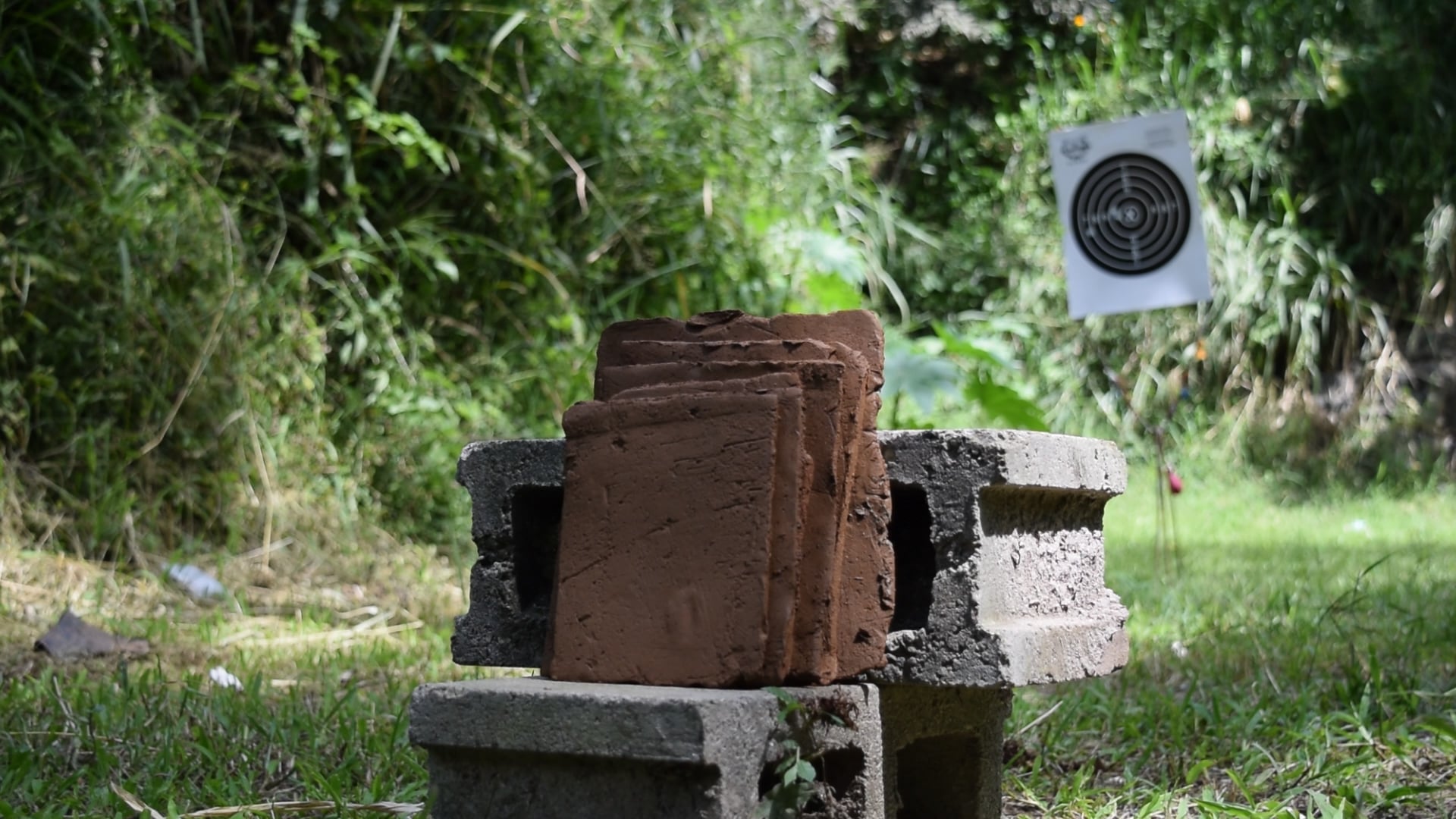 #2.Escuadra calibre 9mm.