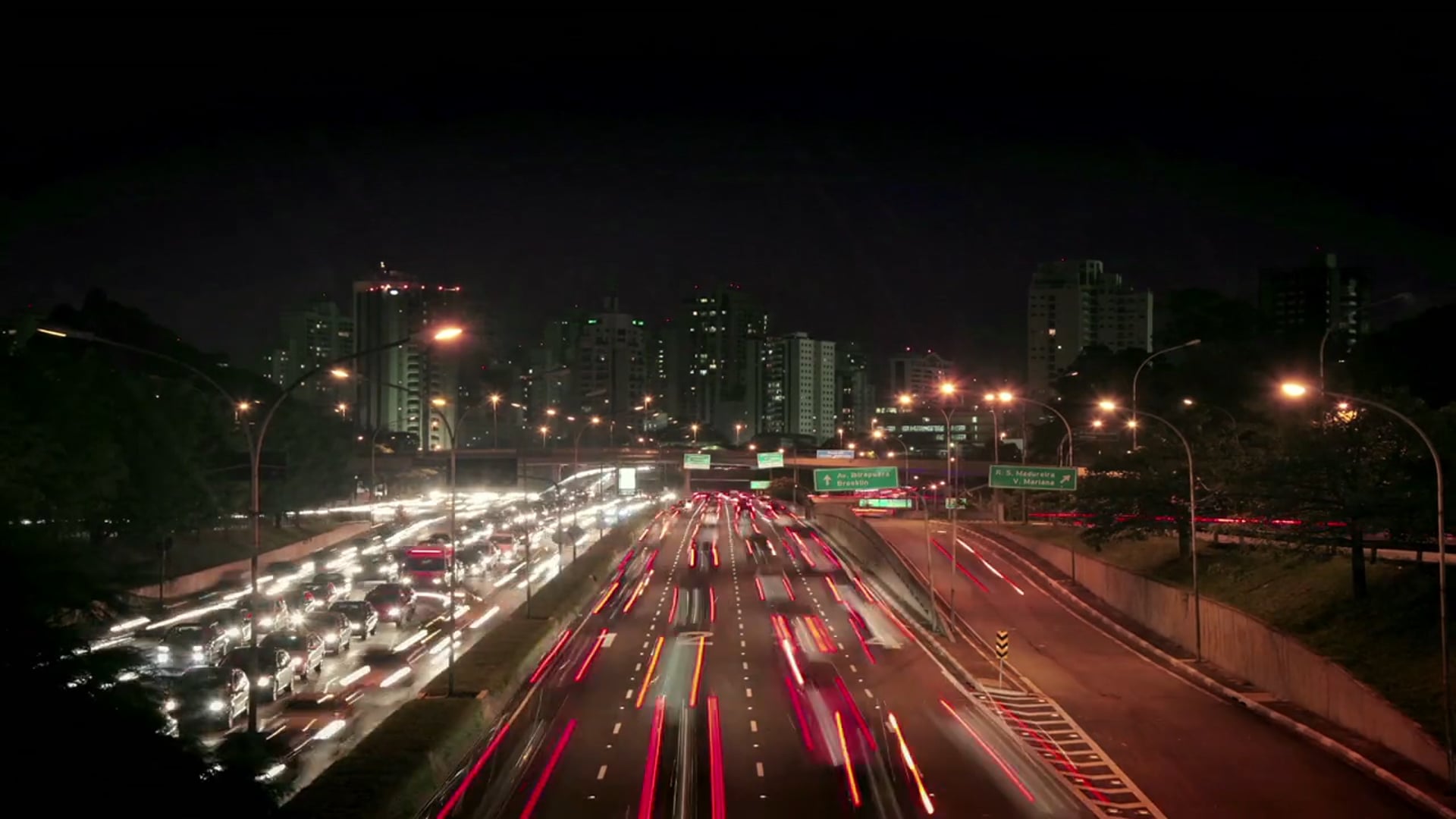 De Cabelo em Pé - TV series | Fiction | 13 episodes | 26 minutes