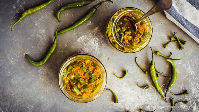 Hogyan készítsünk zöld chili savanyúságot