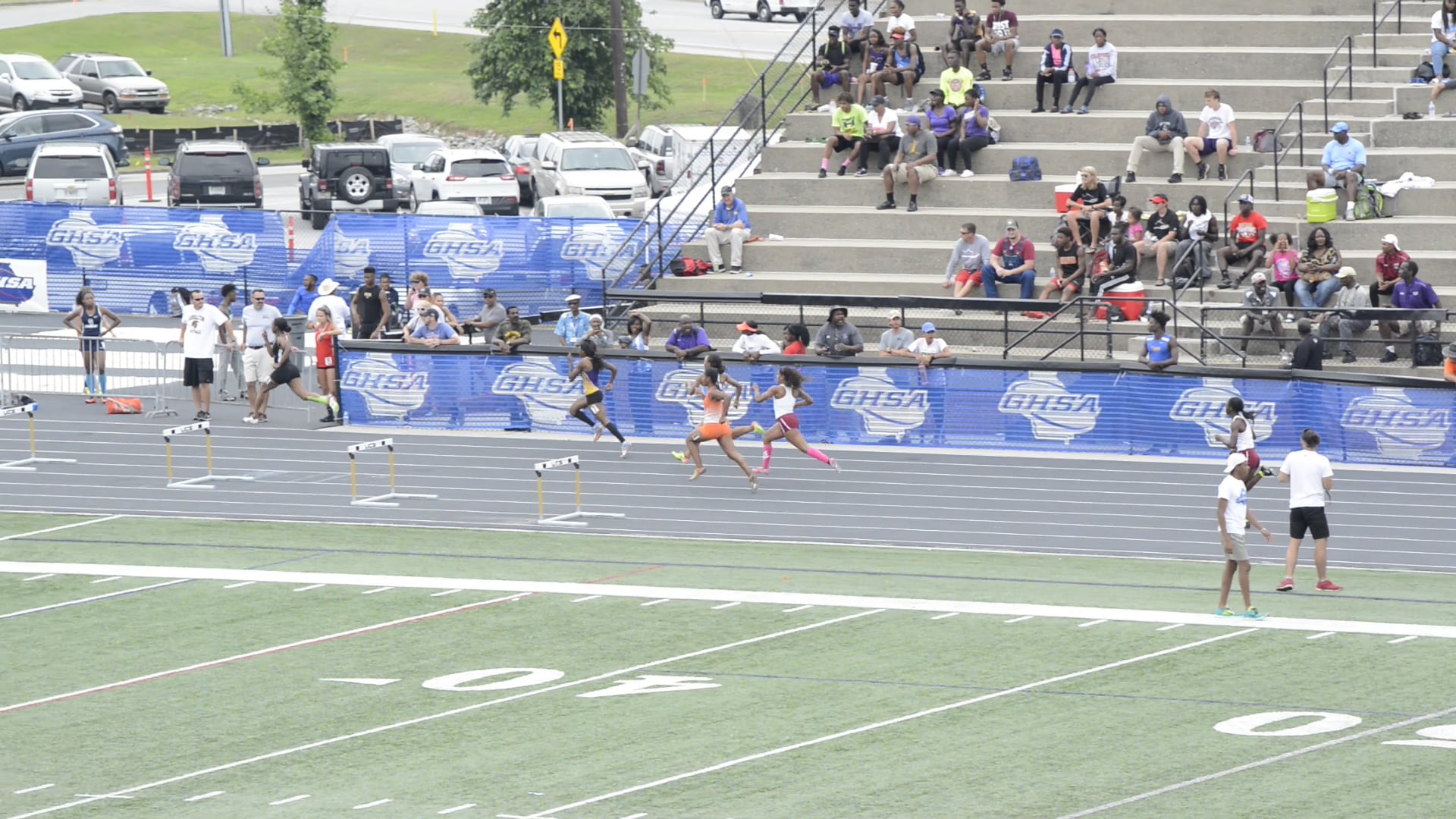 High School State Meet 5A Prelims 300m Hurdles Heat 1 Jayda