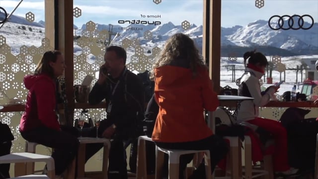 Proyecto y construcción de bar de pistas para Audi en Baqueira Beret. Video del making off de una obra complicada y peculiar.

Gianni Ruggiero