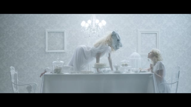CAFE TACVBA VIDEO CLIP "QUE NO" Sin Censura