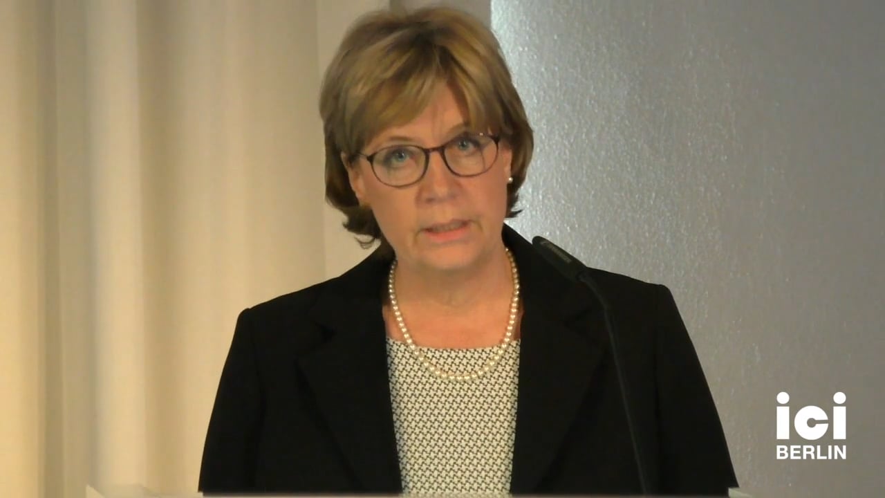 Introduction by Birgitt Röttger-Rössler