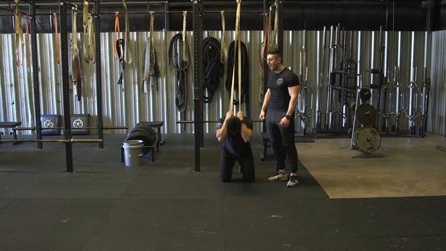 Kneeling Band Crunch