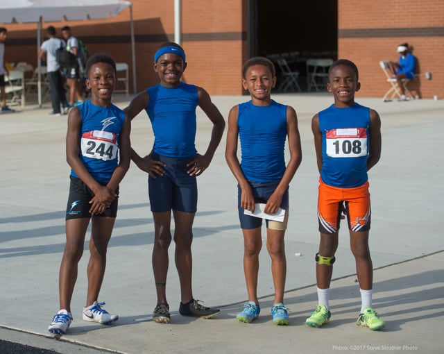 Champion's United 4x400 Relay