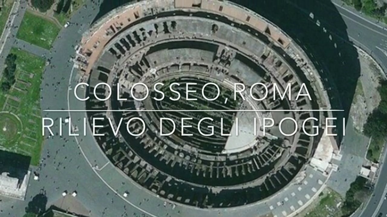 Passeggiando al Colosseo