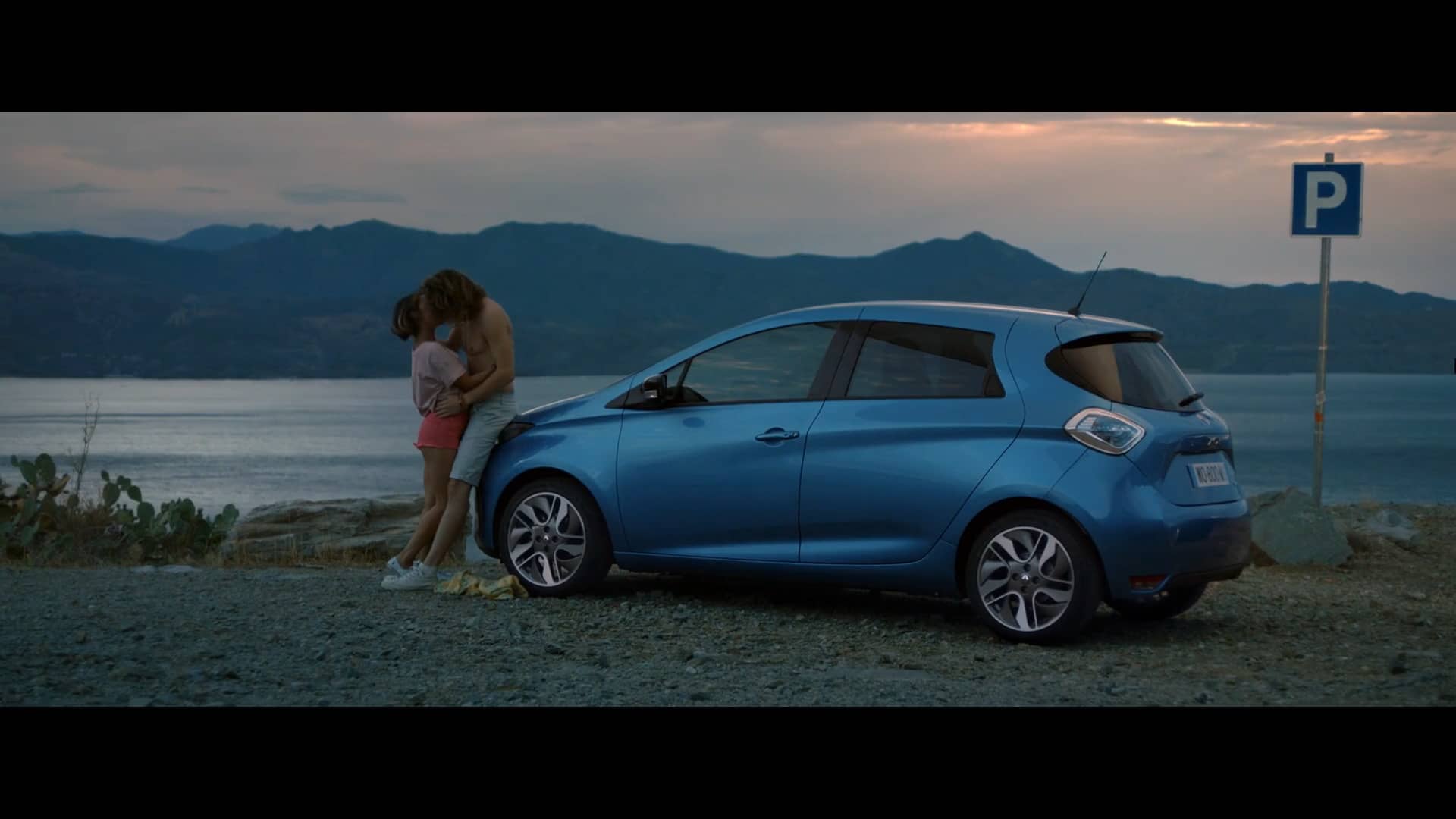 RENAULT ZOE - SERVICE on Vimeo