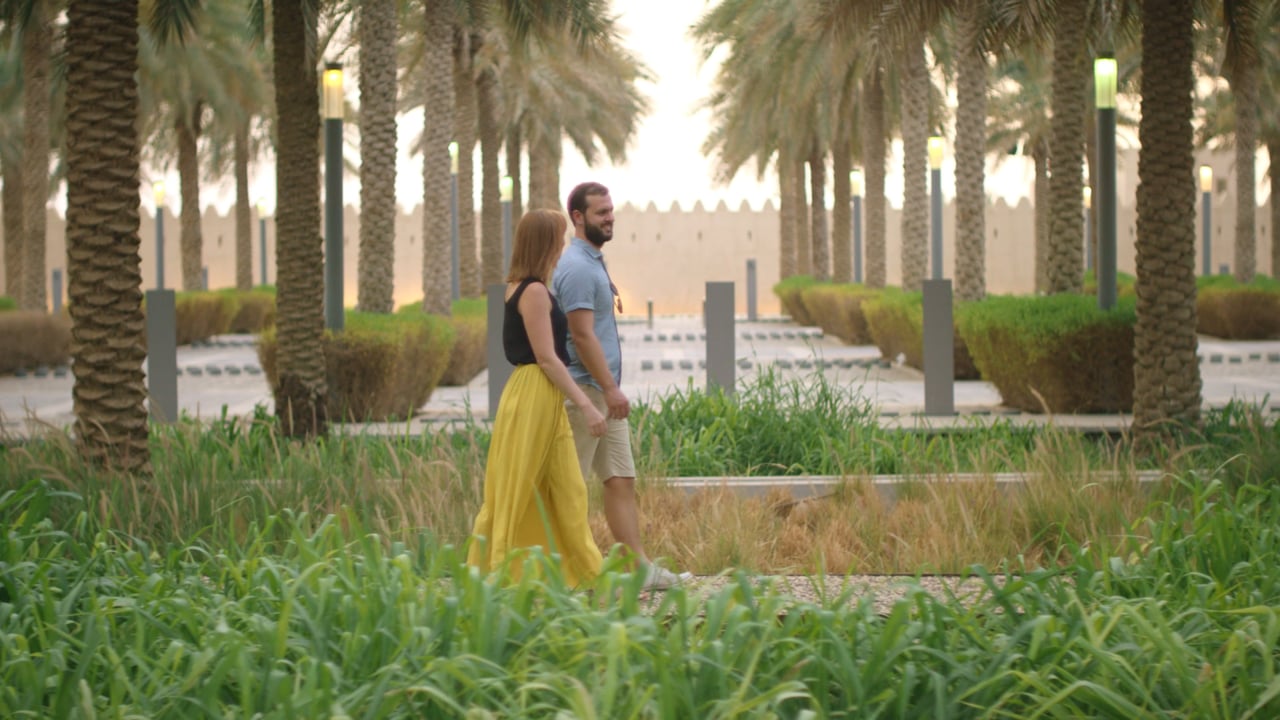 Etihad - Abu Dhabi Couple
